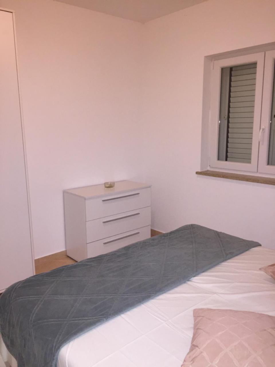 Adria Apartman *